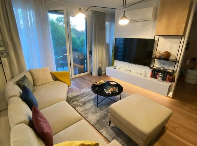 Bonnie-premium Lelle Waterfront Private *